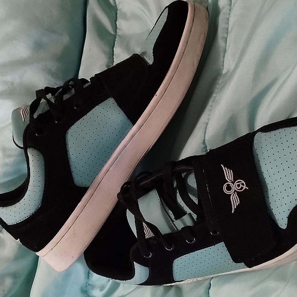 Creative recreation skate shoes
